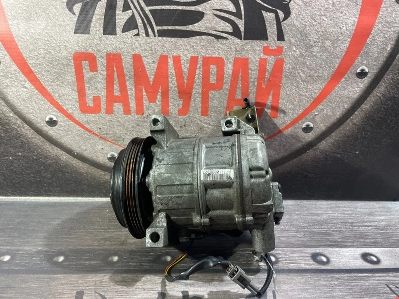 Компрессор кондиционера Nissan Fuga Y50