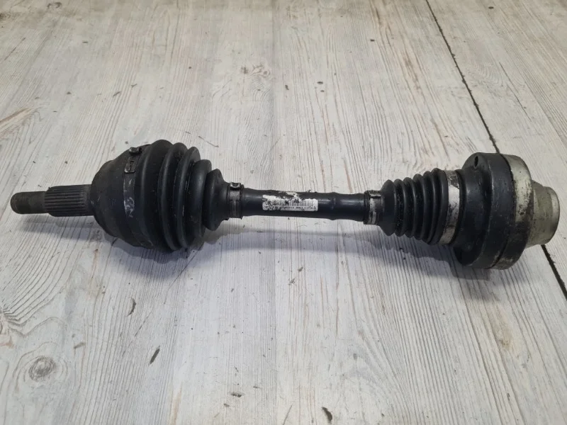 Привод сборе VW Touareg 1 2003-2010 7L