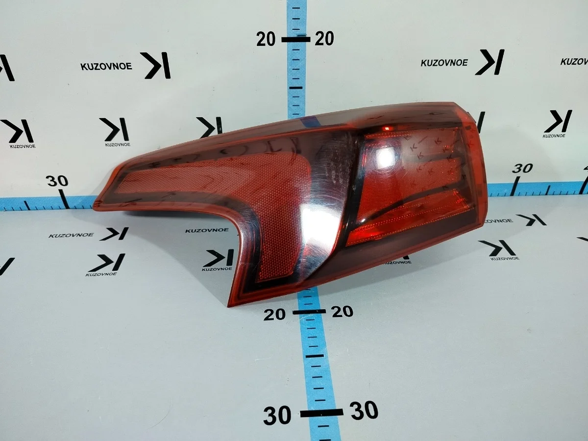 Фонарь (стоп сигнал) Hyundai Santa Fe 2018 TM