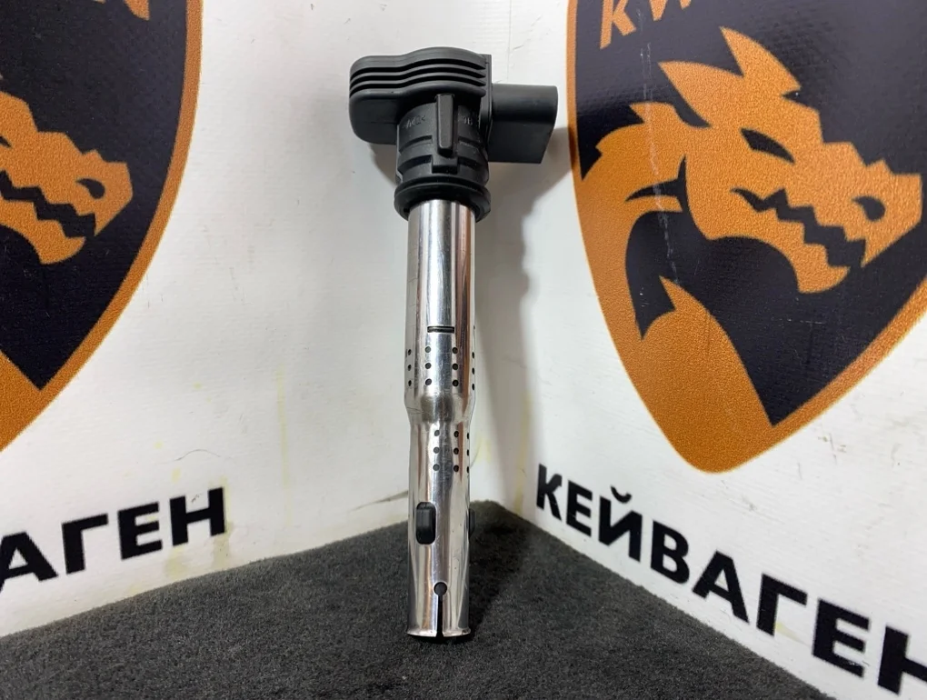 Катушка зажигания Audi Q5 2012 8R