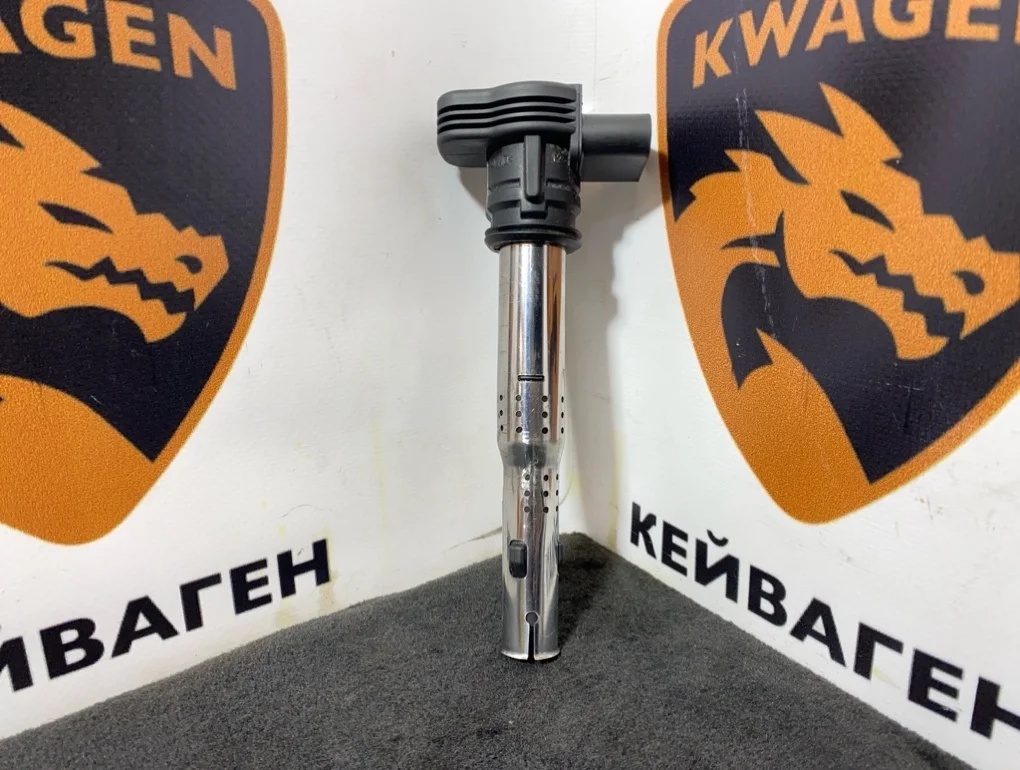 Катушка зажигания Audi Q5 2012 8R