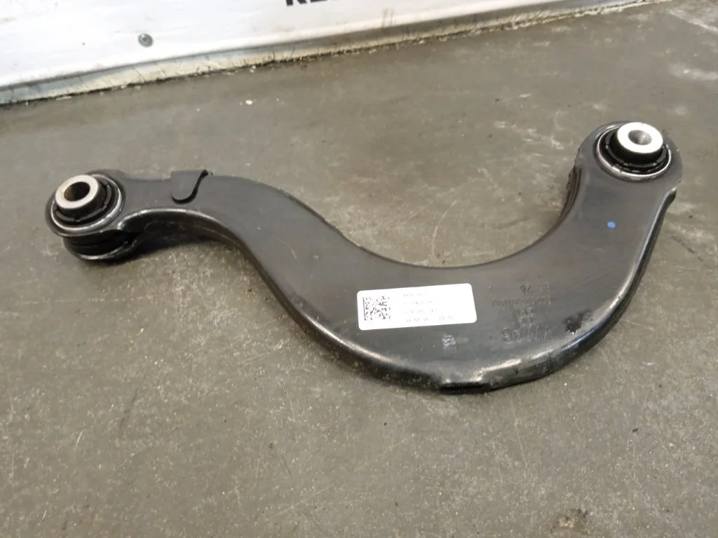 Рычаг подвески Audi Q3 2016 8U