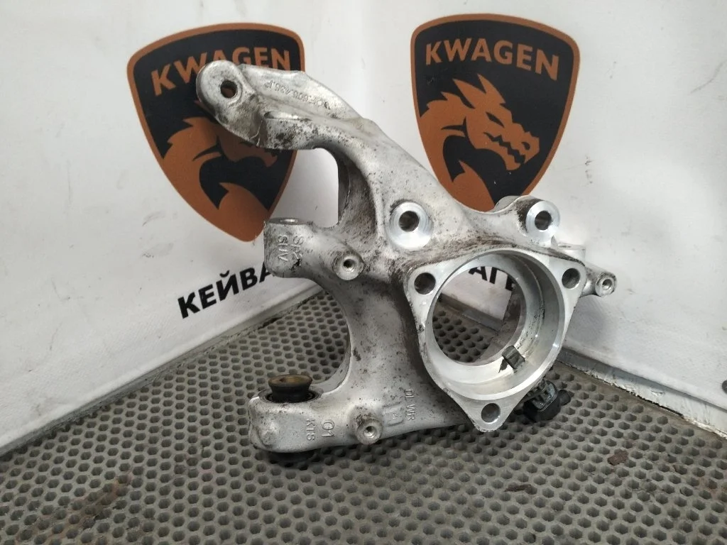 Кулак поворотный Audi Q3 2018 F3