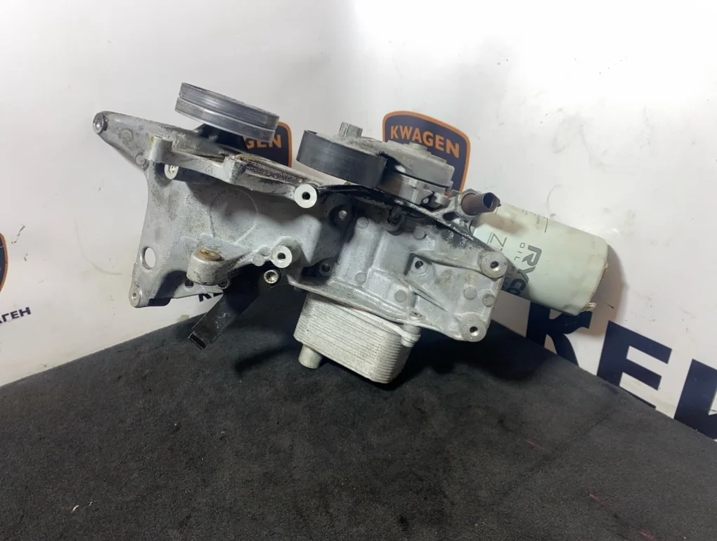 Корпус масляного фильтра Audi Q5 2012 8R