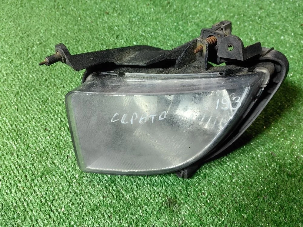 ПТФ передняя правая Kia Cerato II