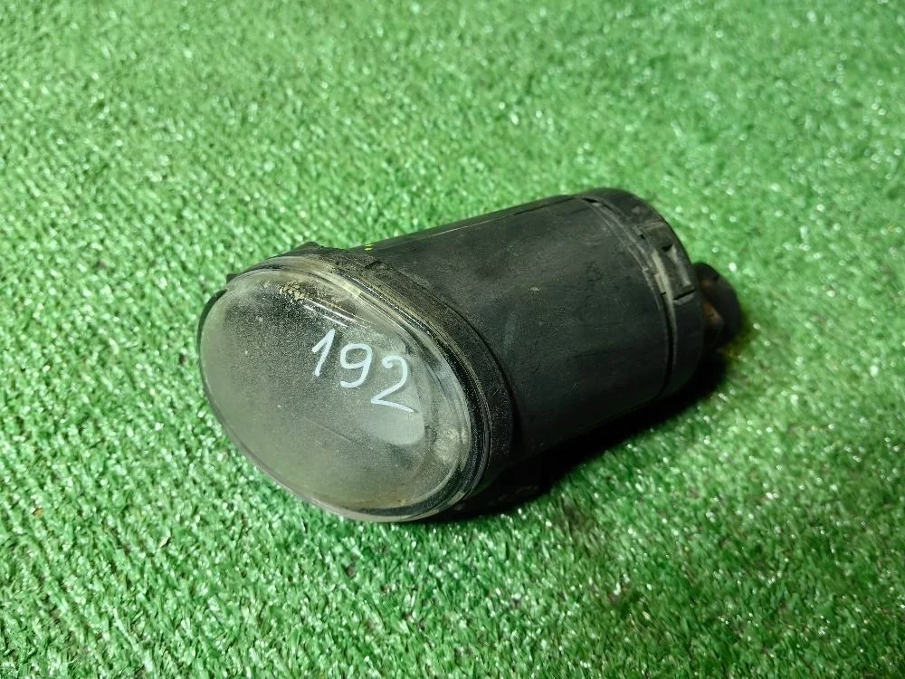 Противотуманная фара передняя правая VW Passat