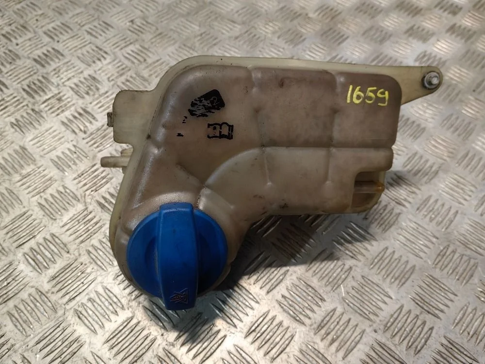 Бачок расширительный Audi A6 C6