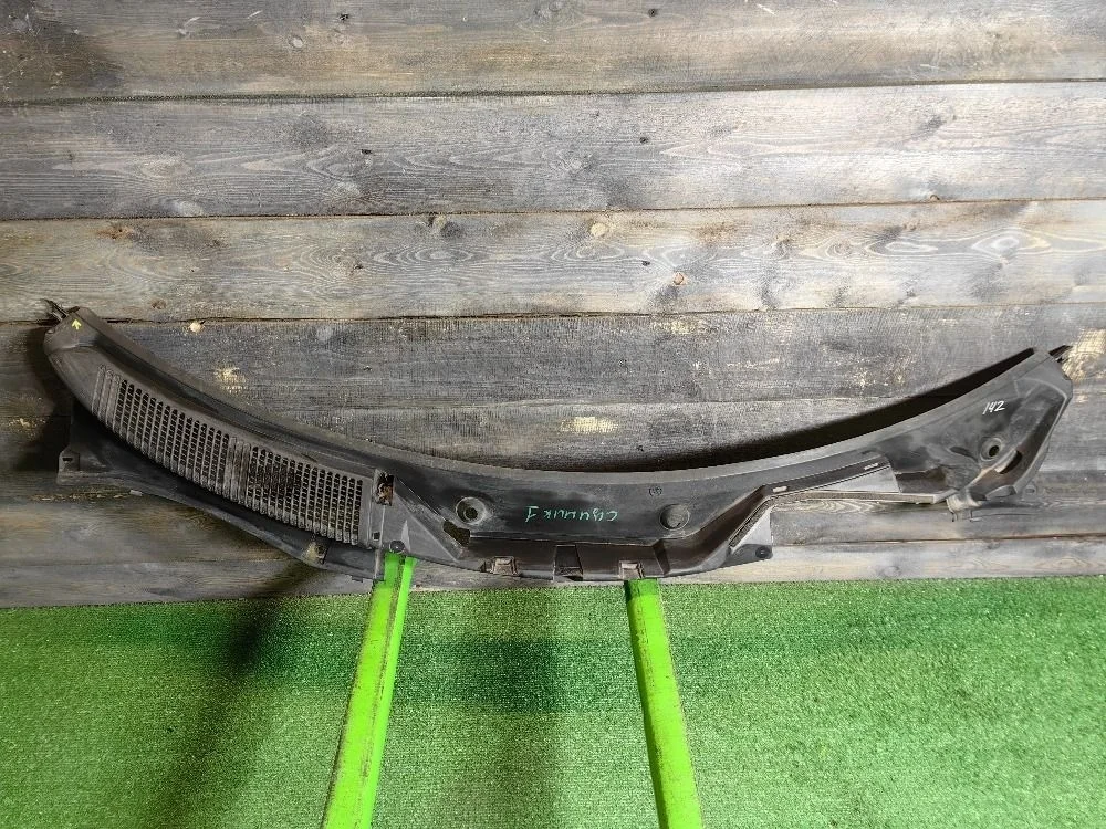 Решетка стеклоочистителя Renault Scenic