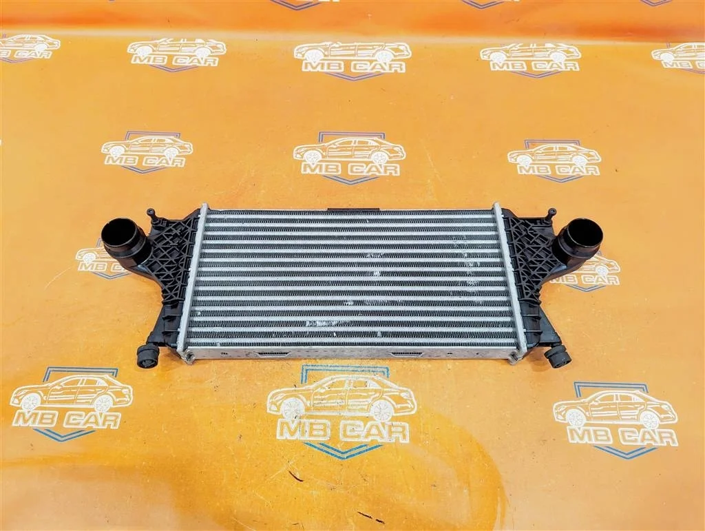 Интеркулер Mercedes-Benz