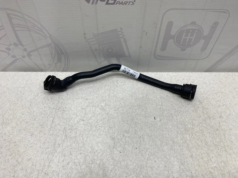 Патрубок ож Mercedes-benz 2013 W246