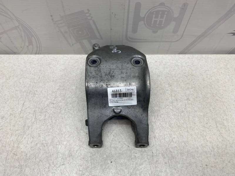 Кронштейн двигателя Mercedes-benz 2013 W246