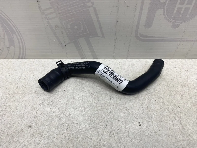 Патрубок ож Mercedes-benz 2013 W246