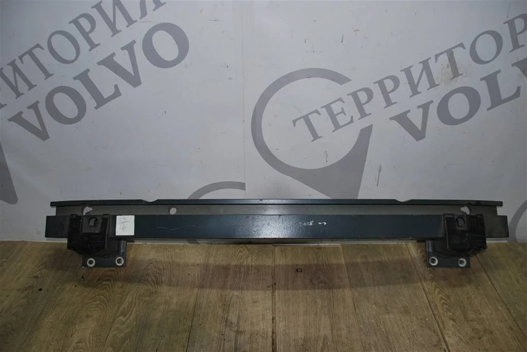 Усилитель заднего бампера