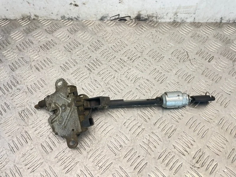 замок капота Ford Focus 2007 CB4 HWDA