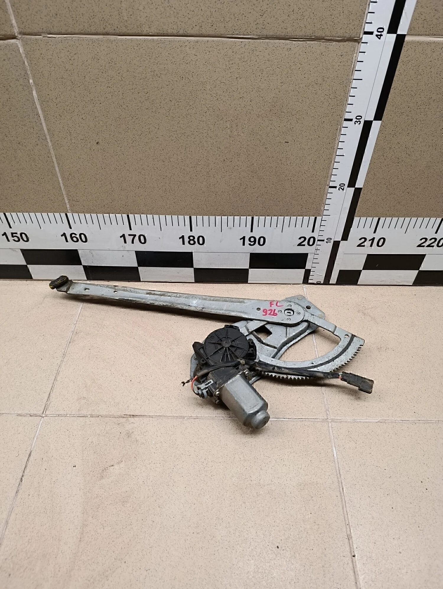 Стеклоподъемник механ. передний левый Transit 2006-2013