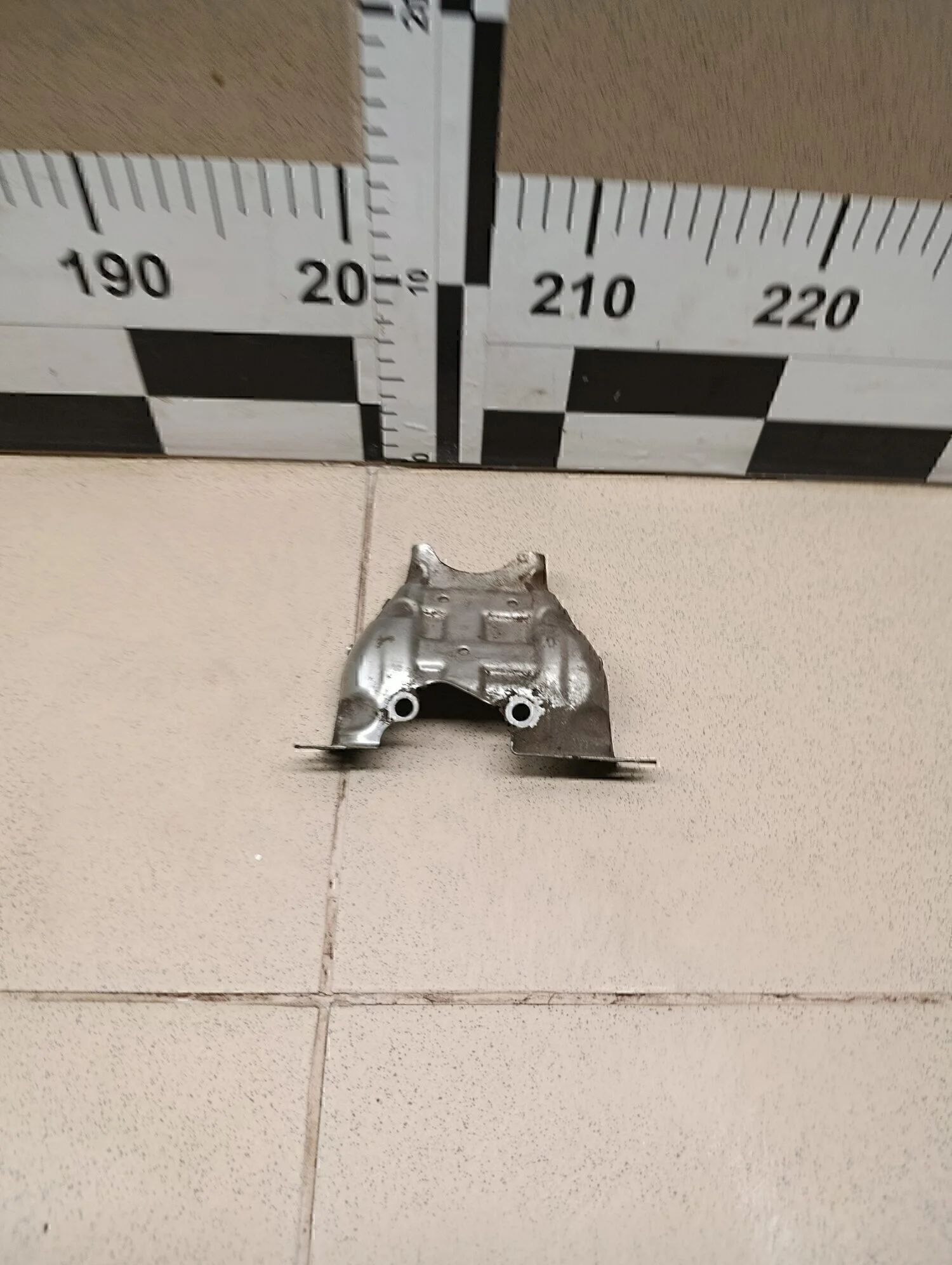 Экран теплозащитный A4 [B8] 2007-2015