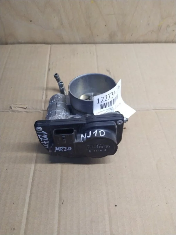 Дроссельная заслонка Nissan Dualis 2007 NJ10