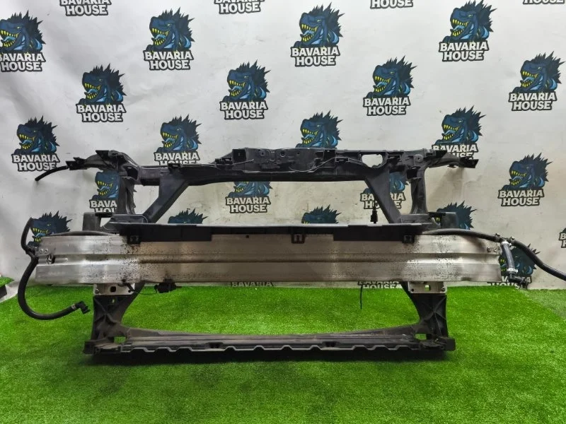 Панель передняя (телевизор) Audi Q5 2011 8R0805594B 8R CDN