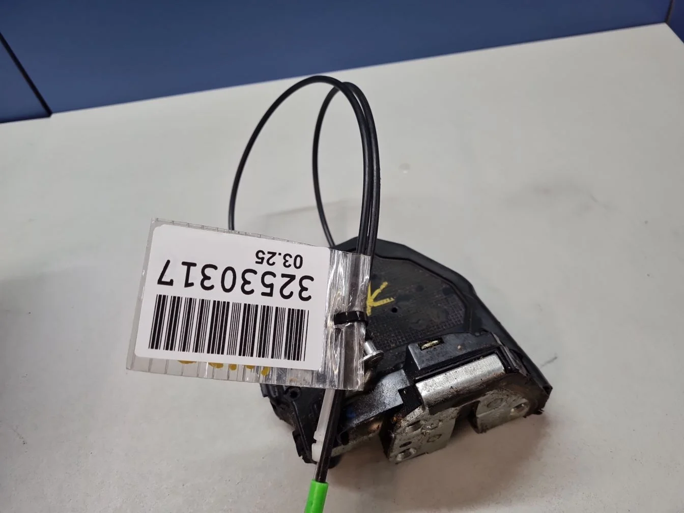 Замок двери задней левой для Toyota Camry XV50 2011-2017