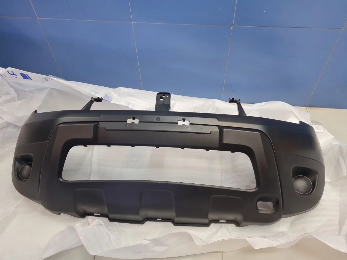 Бампер передний для Renault Duster 2010-