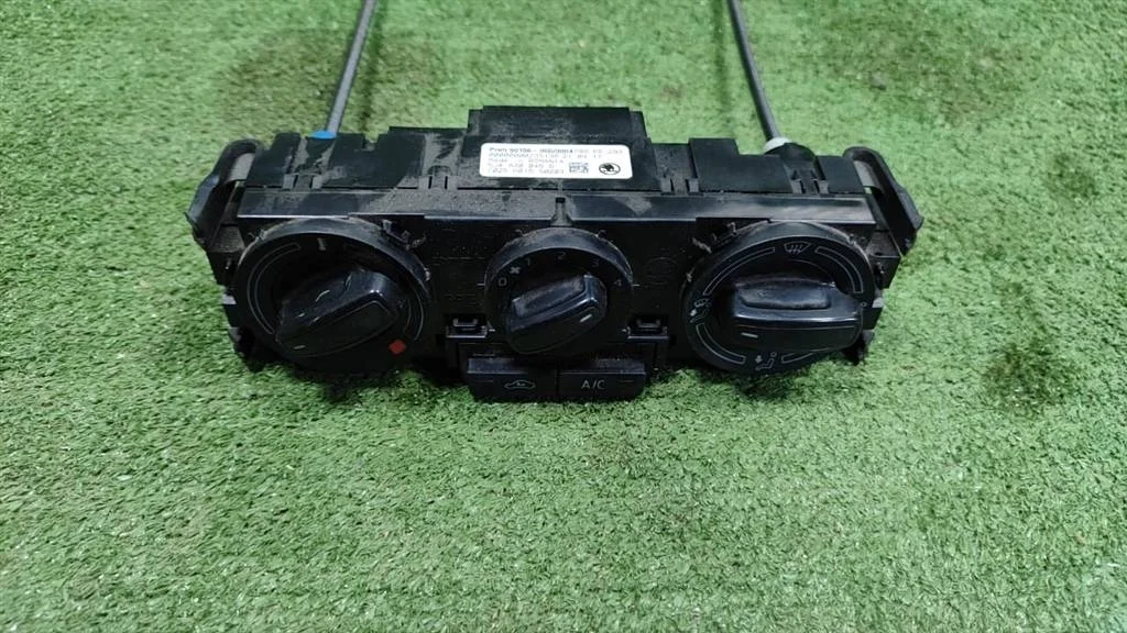 Б.у. блок климатконтроля SKODA RAPID SKODA RAPID