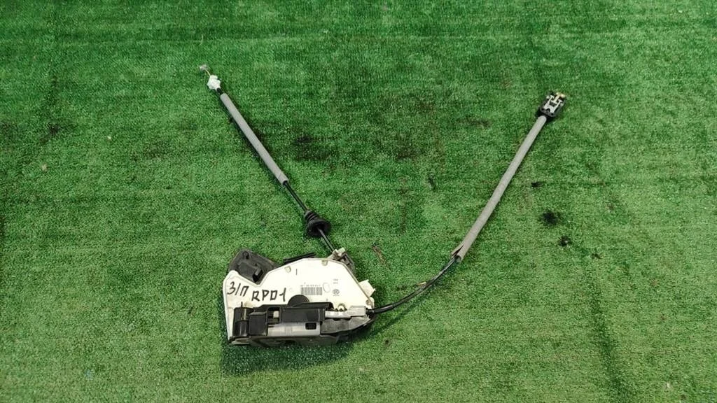 Б.у. замок двери SKODA RAPID NH SKODA RAPID NH