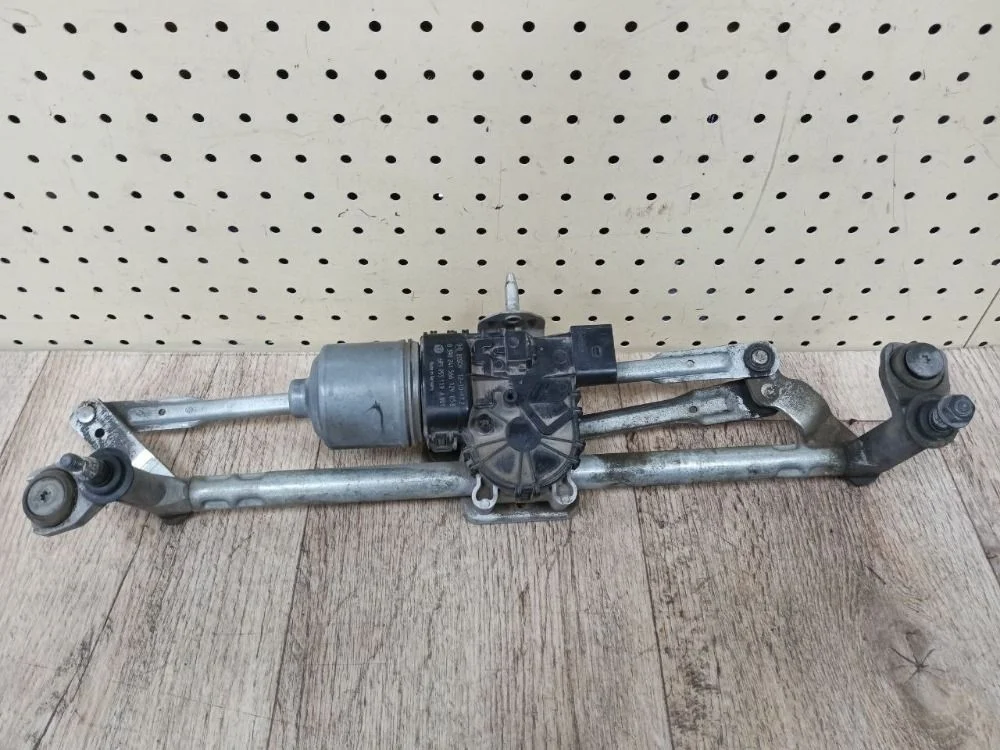 Трапеция стеклоочистителей Volkswagen Polo V рестайлинг (2015—2020) Polo V рестайлинг (2015—2020) 614, 612,  602,  6C1