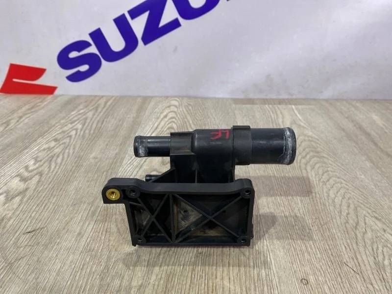 Фланец системы охлаждения MAZDA 6 2008г