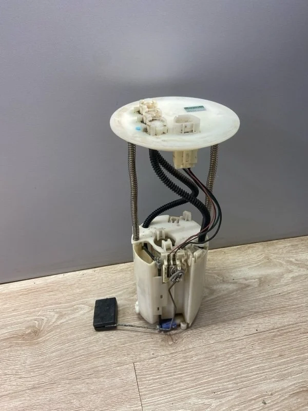 Насос топливный электрический Lexus Lx570 2011 7702060352 URJ200 3UR-FE 5.7