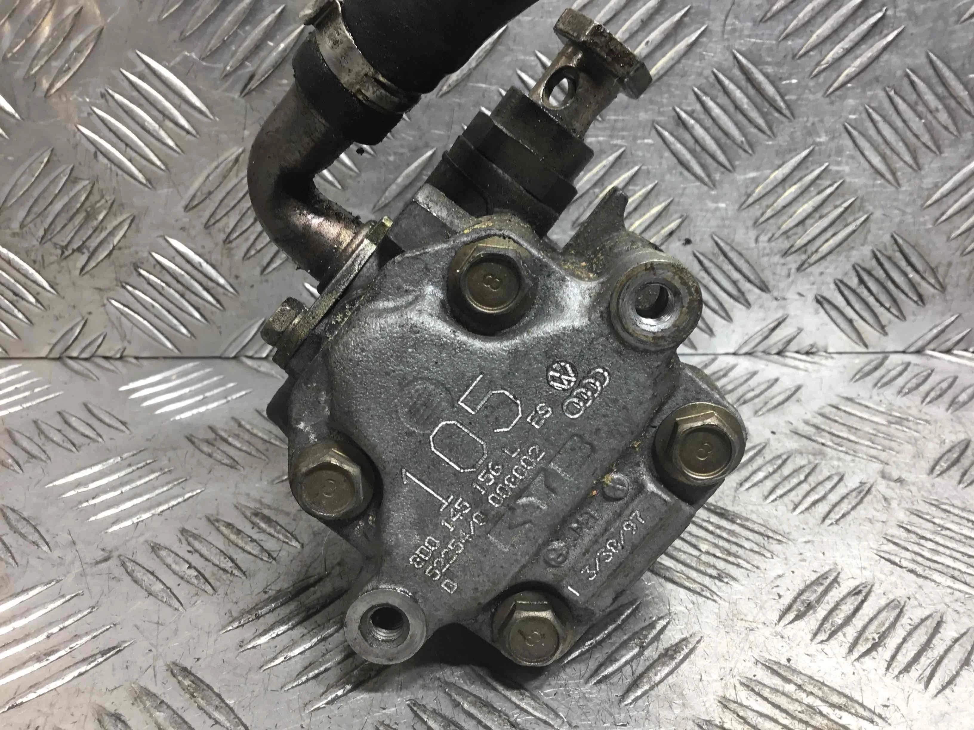 Насос гидроусилителя руля Volkswagen Passat B5 (1996-2000) бензин 1.8 i Механика Седан