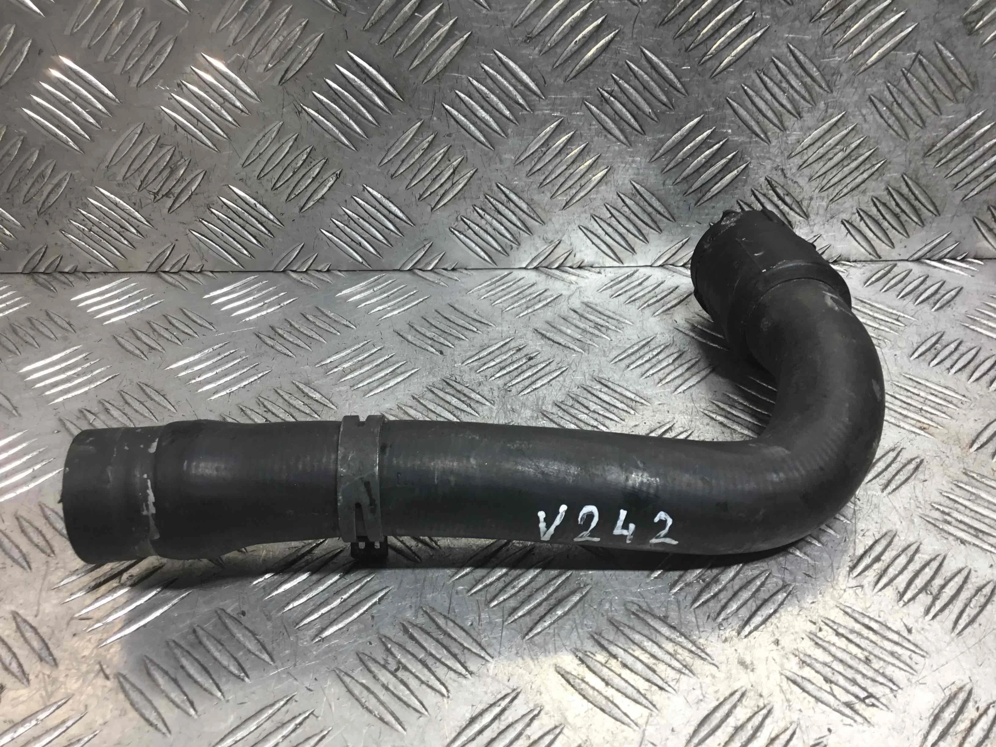 Патрубок (трубопровод, шланг) Volkswagen Passat B5 (1996-2000) бензин 1.8 i Механика Седан