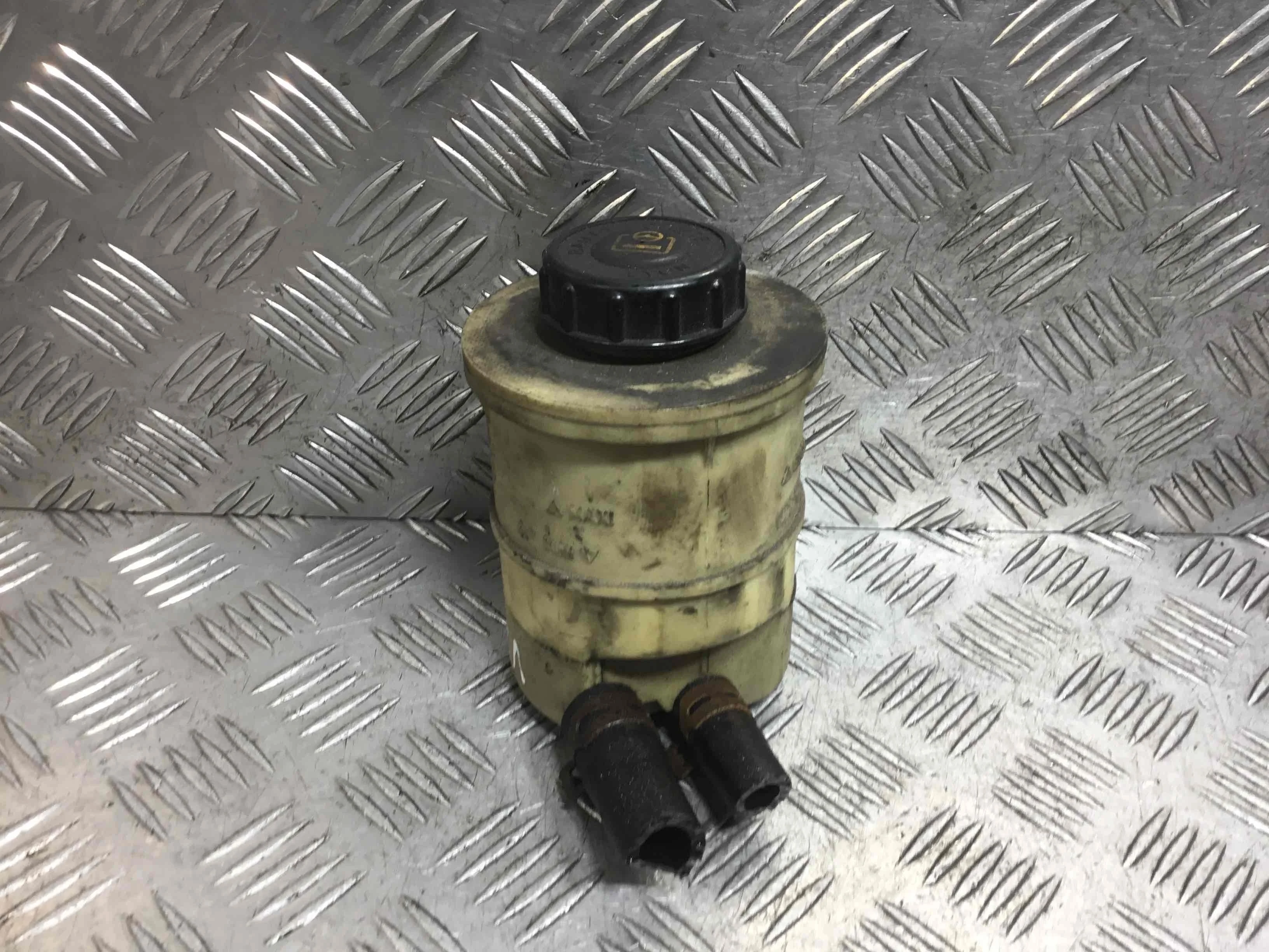 Бачок гидроусилителя Renault Scenic 1 поколение [рестайлинг] (1999-2003) бензин 1.6 i Автомат Минивэн