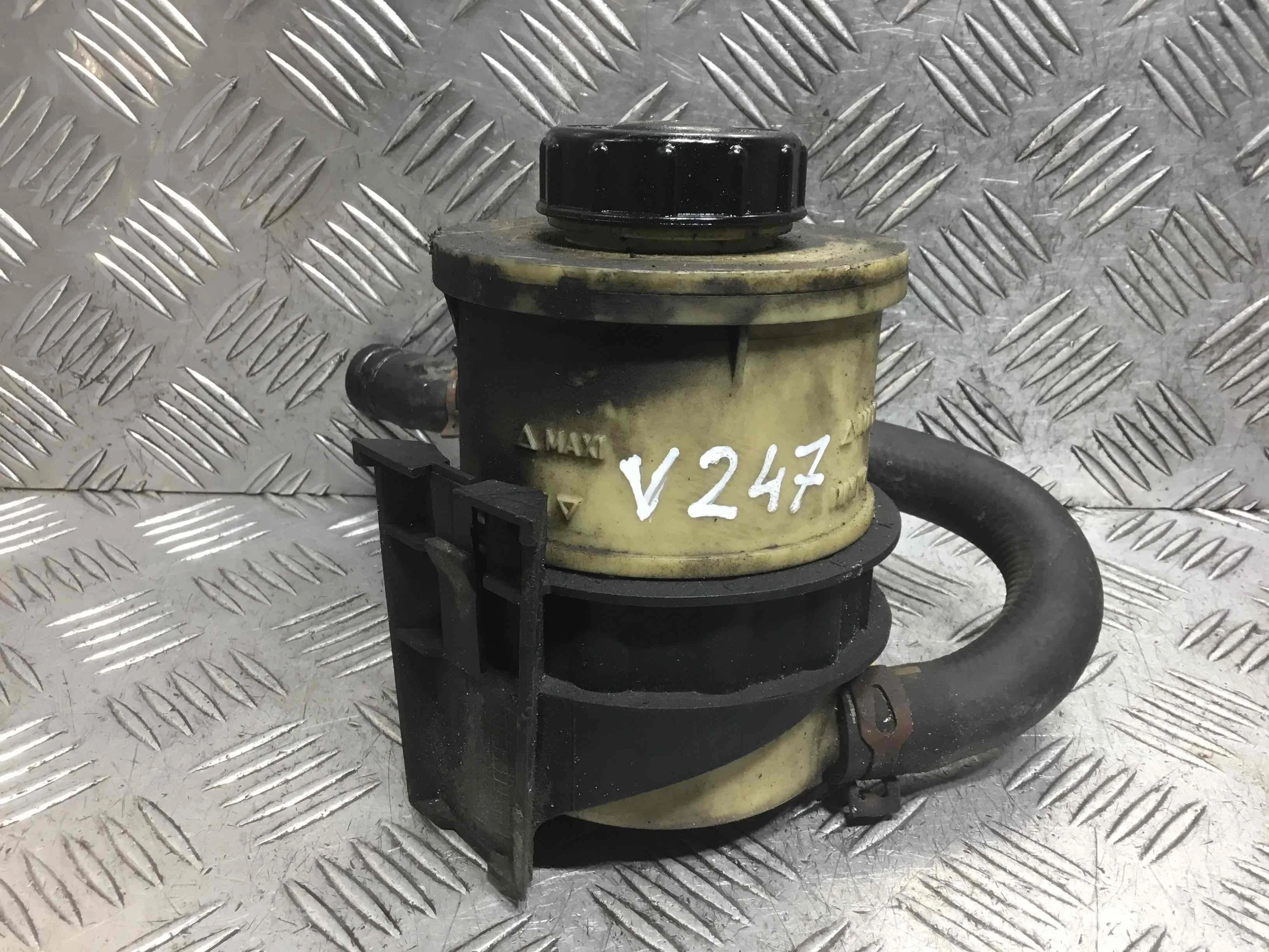 Бачок гидроусилителя Renault Scenic RX4 1 поколение (1999-2003) бензин 2.0 i Механика Минивэн