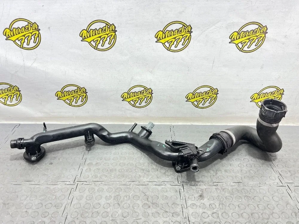 Патрубок системы охлаждения Audi A6 C7 (2011—2014)