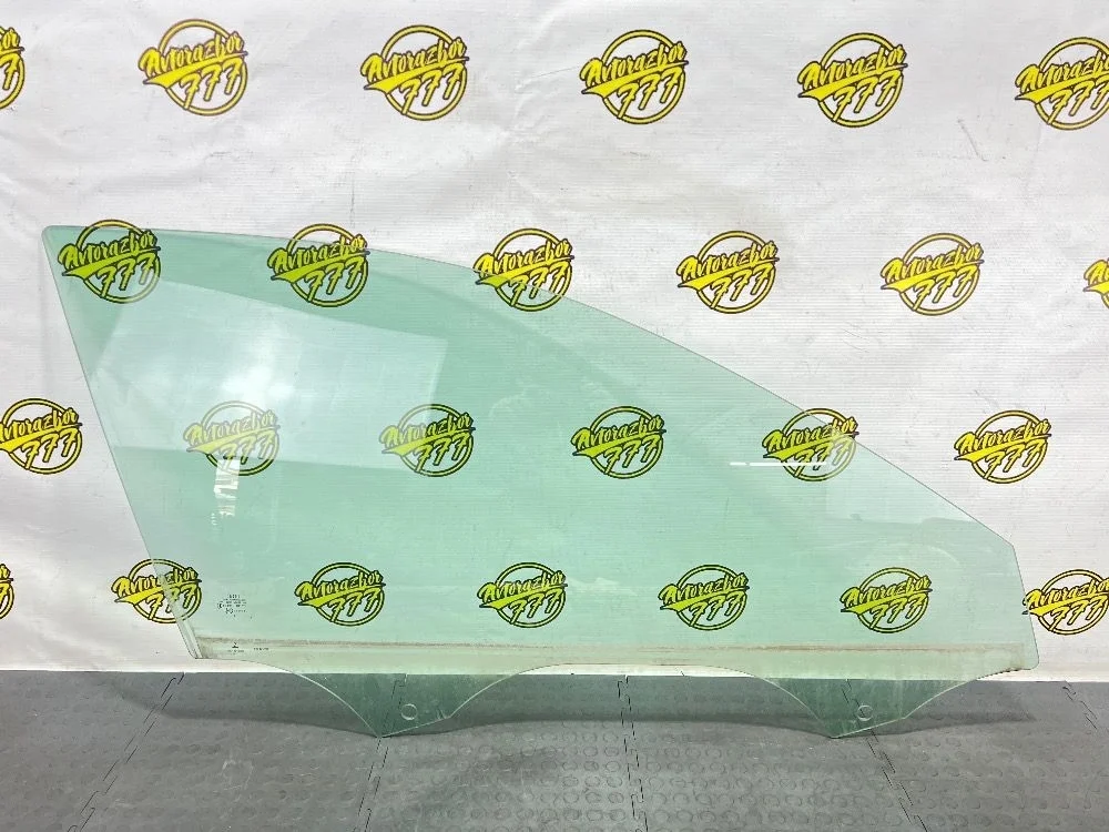 Стекло двери передней правой Audi A4 B9 (2015—2020)