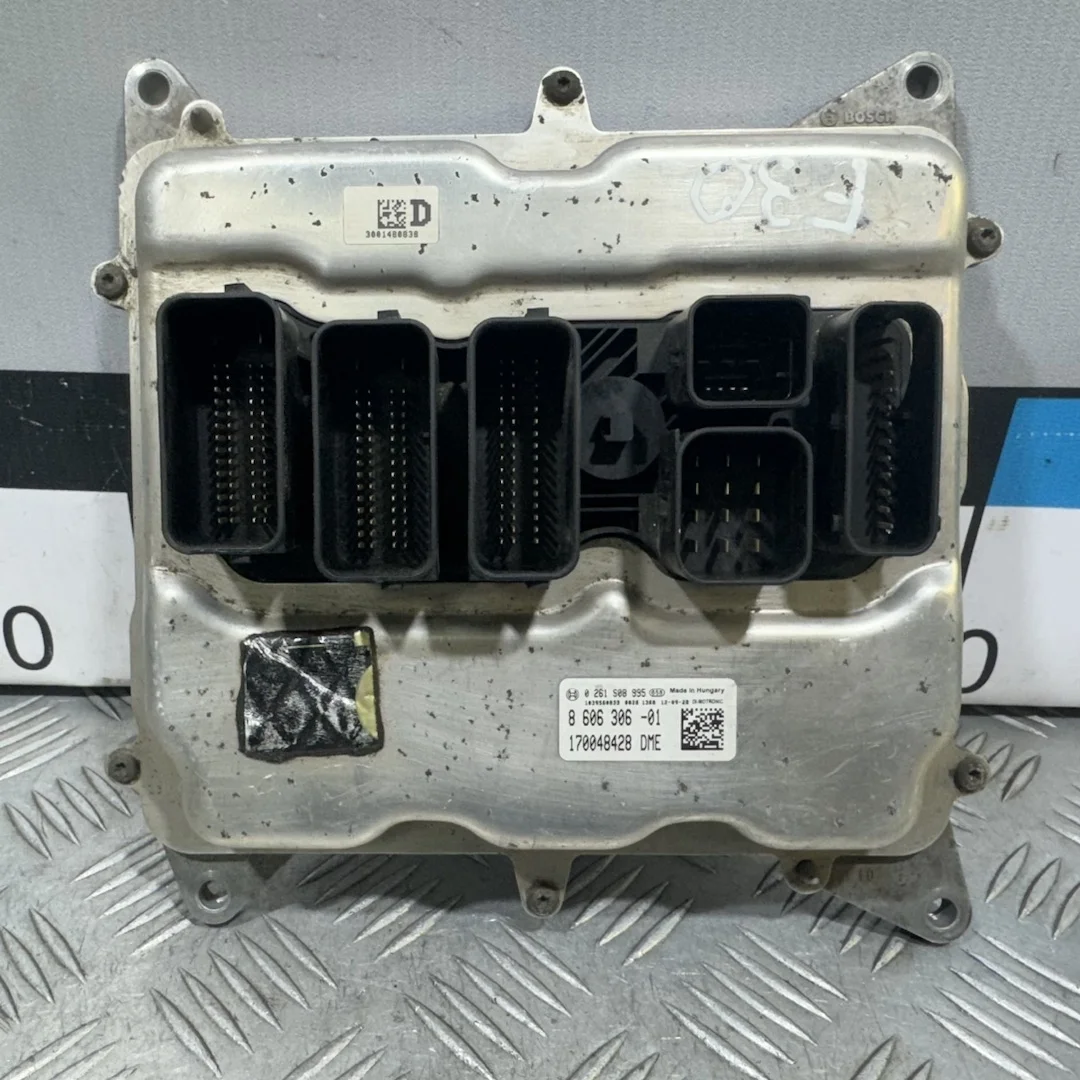 [Б/У] Блок управления двигателем (N20 / 2.0) BMW - небольшой скол на разъеме [ХОРОШЕЕ] [Код: 00351550 ]