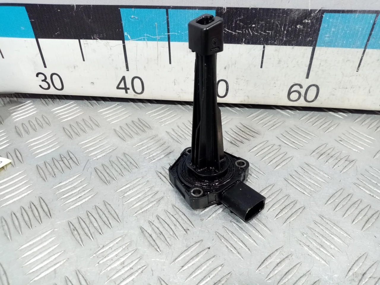 [Б/У] Датчик уровня масла Jaguar Land Rover [Код: 00594551 ]