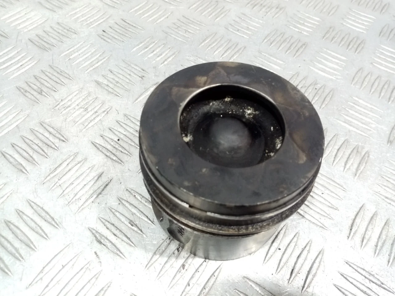 [ЧАСТЬ Б/У] Двигатель 3,0л. 24v 306DT - (Состояние: поршень) [Код: 00594687 ]