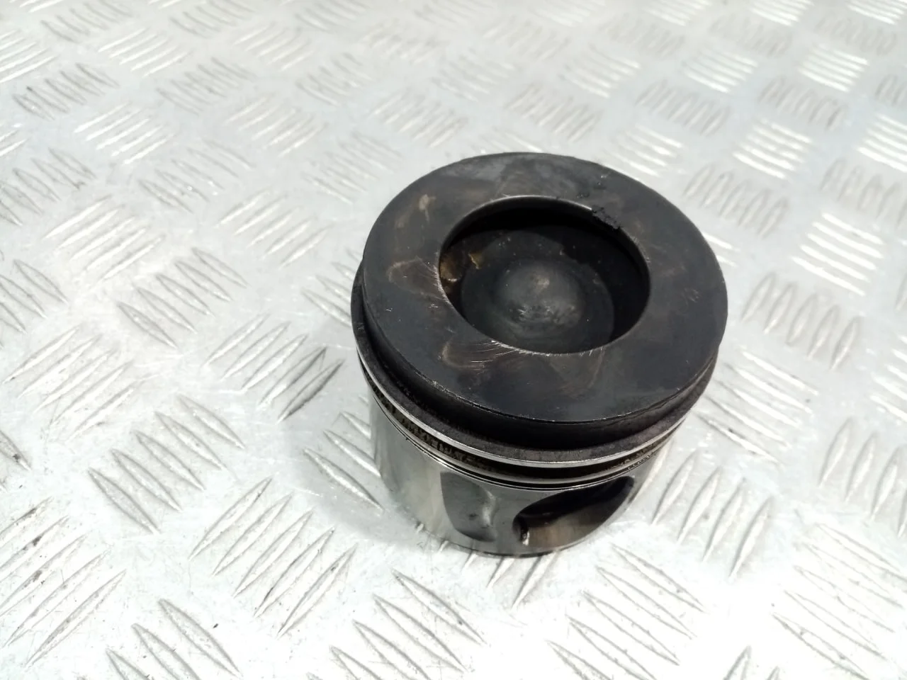 [ЧАСТЬ Б/У] Двигатель 3,0л. 24v 306DT - (Состояние: поршень) [Код: 00594691 ]