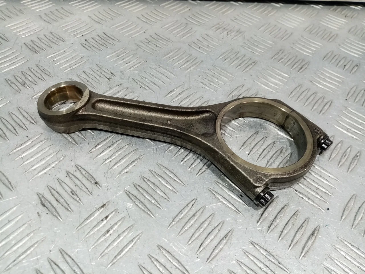 [ЧАСТЬ Б/У] Двигатель 3,0л. 24v 306DT - (Состояние: шатун) [Код: 00594693 ]