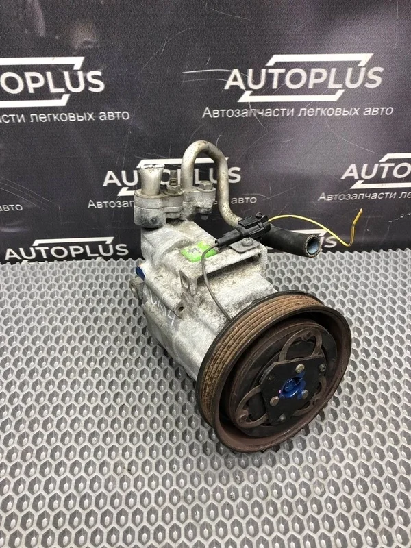 Компрессор кондиционера Nissan Note 2008-2013 92600AX020 E11 CR14