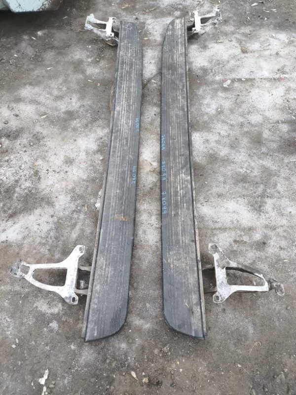 Подножка Land Rover Range Rover Sport Ii (2013-2022) 2016 VPLGP0226 3.0 D SDV6