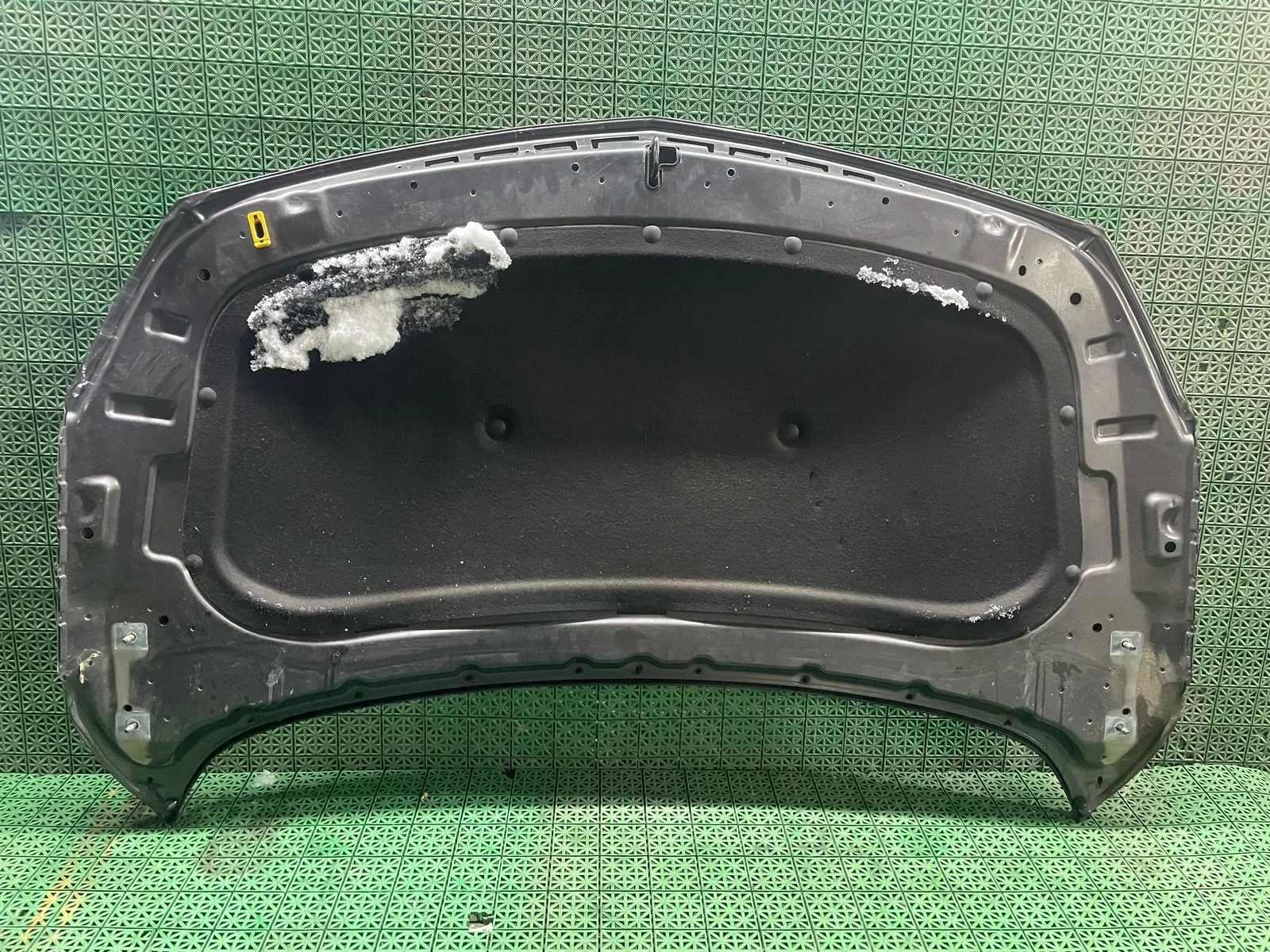 Шумоизоляция капота OPEL ASTRA J 2010- б/у ASTRA J(2009-2017)