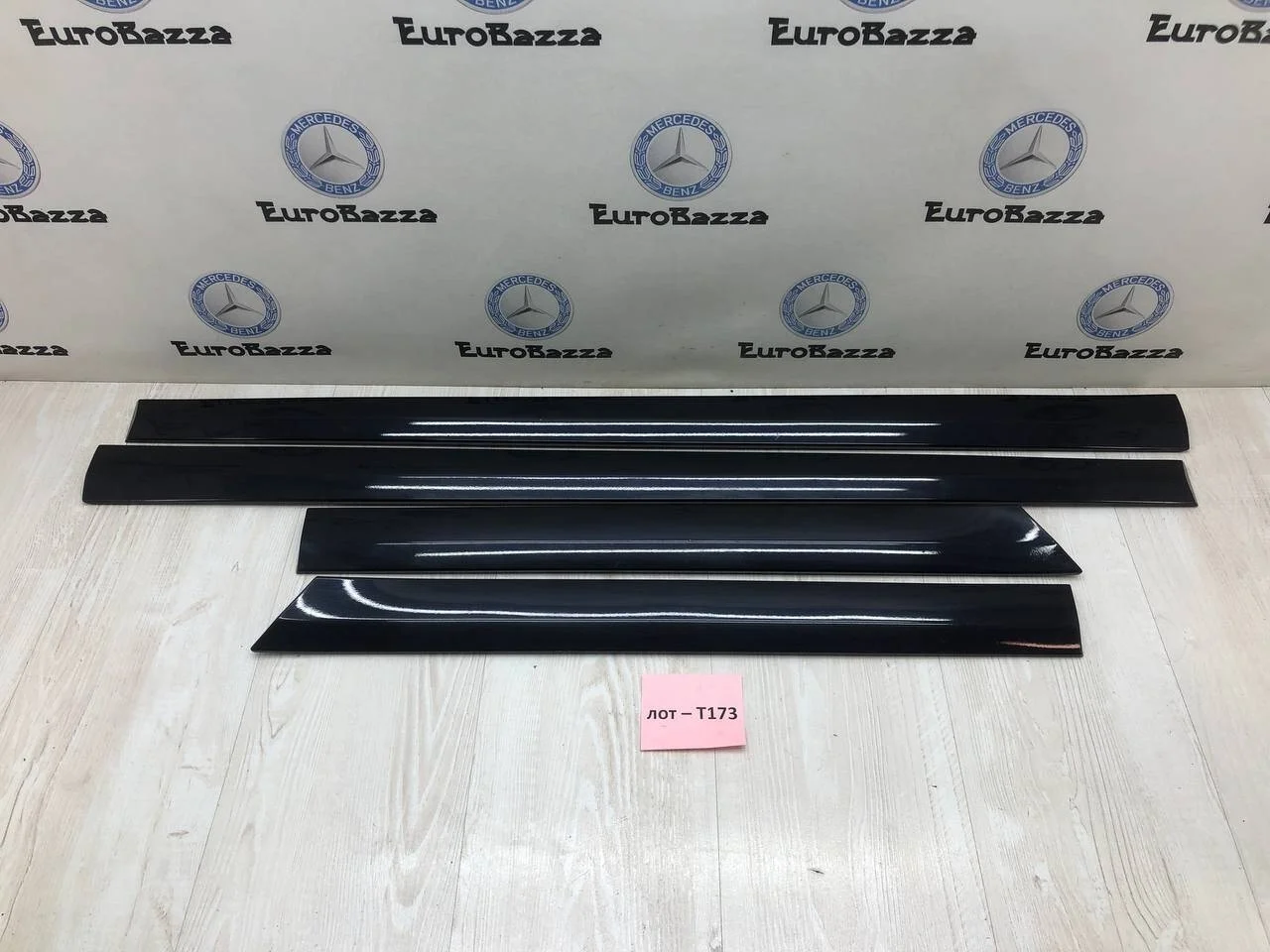 Молдинг двери Mercedes W203