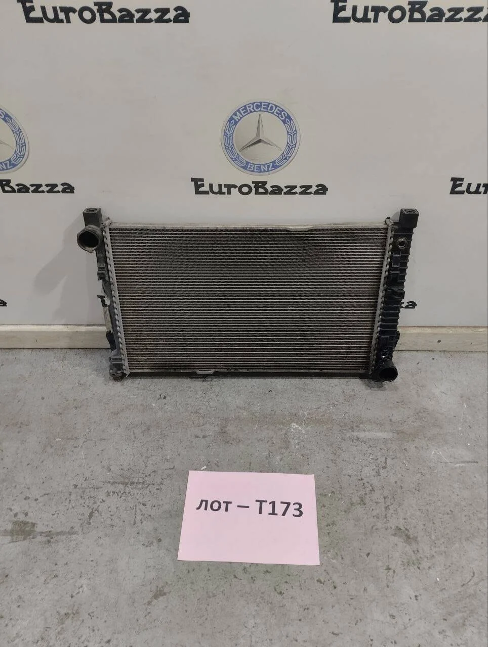 Основной радиатор Mercedes W203