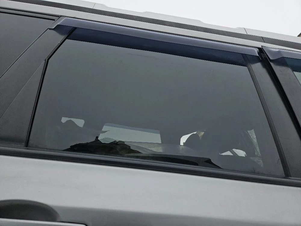 Стекло заднее правое на Nissan X-Trail T31