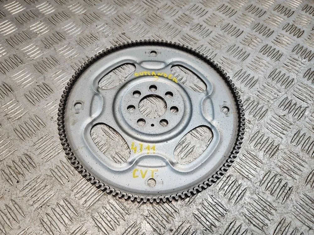 Маховик как новый на Outlander 3 2021 4J11 2WD