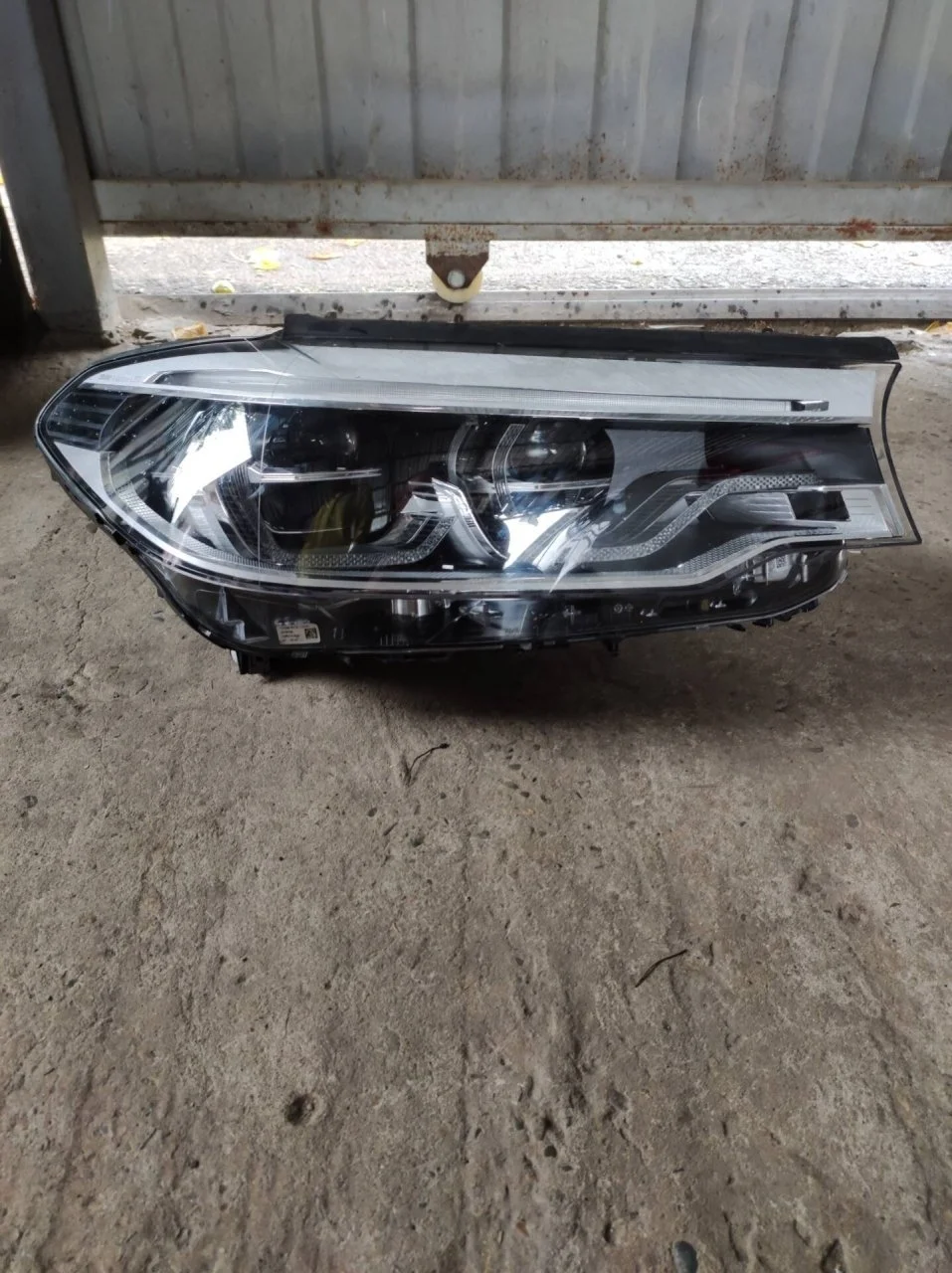 Блок фары BMW 5 G30 63117214962 G30, правый