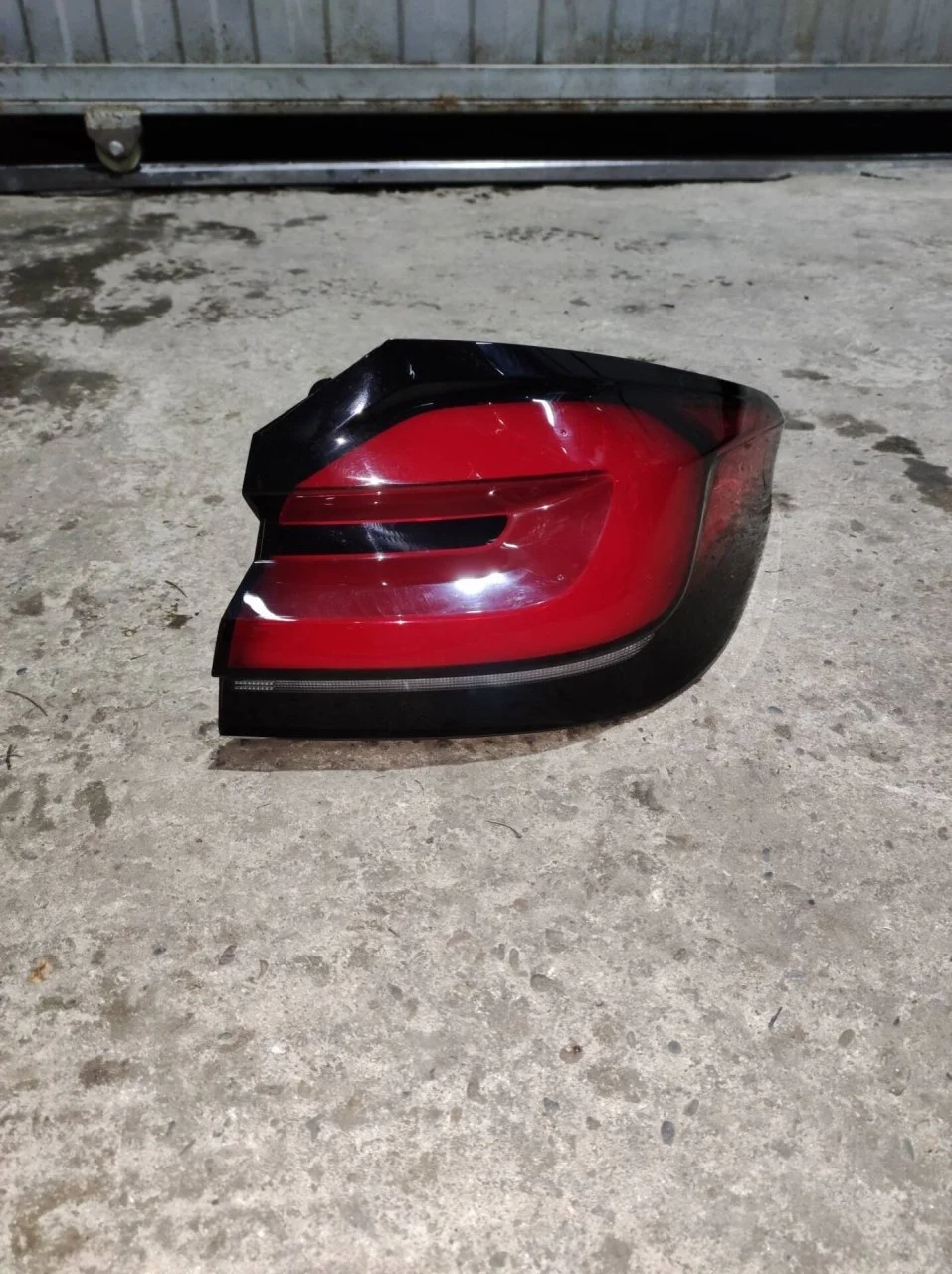 Фонарь наружный BMW 5 G30 2020-2024 63218493812 G30, задний правый