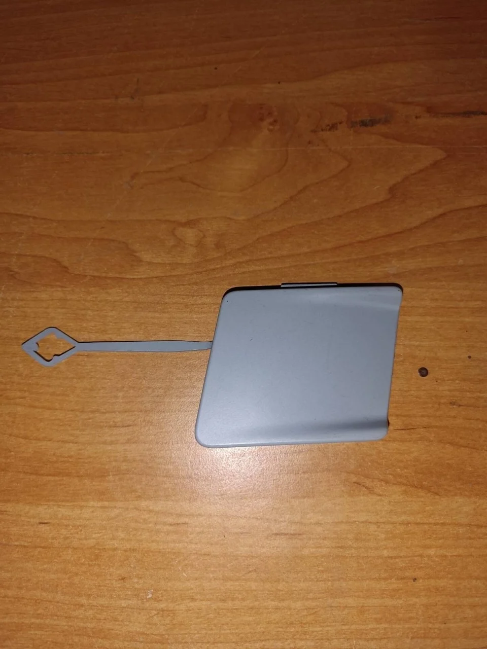 Заглушка буксировочного крюка BMW 5 F10/F11 2013-2017 51127331609